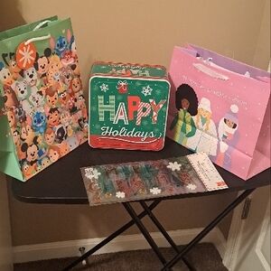 Disney Holiday Gift Bag with Women Themed holiday bag with decorations and Tin